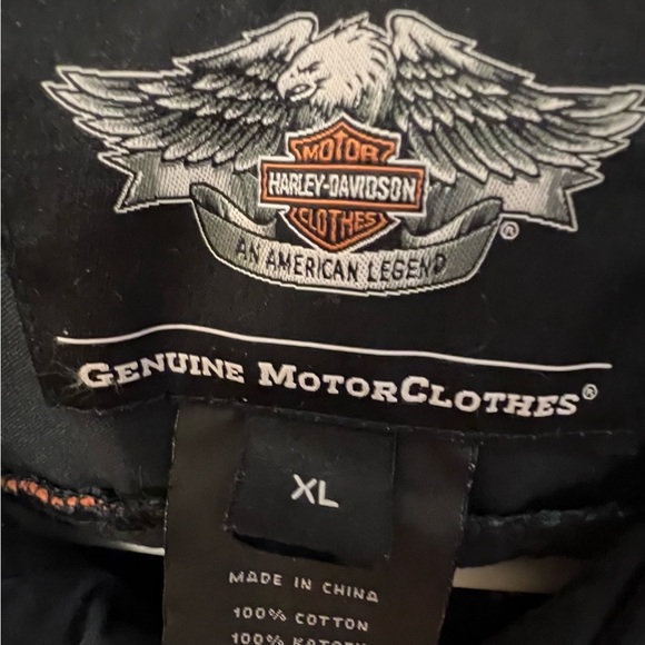 Harley-Davidson Black and Men’s Cotton Orange Button-Up Shirt with Patches - Picture 2 of 10